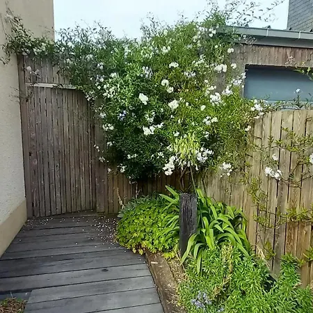 Chambre Avec Terrasse Chez Anne Rennes Exterior foto